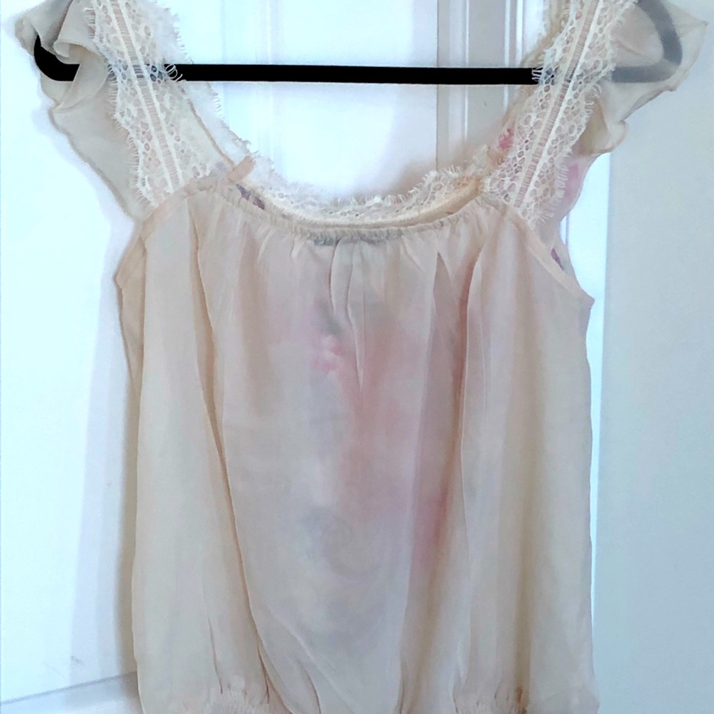 Delicate floral blouse - Picture 3 of 5